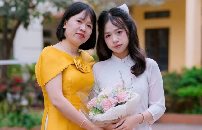 Tự giác học tập, lập "cú đúp" trường chuyên top đầu Hà Nội