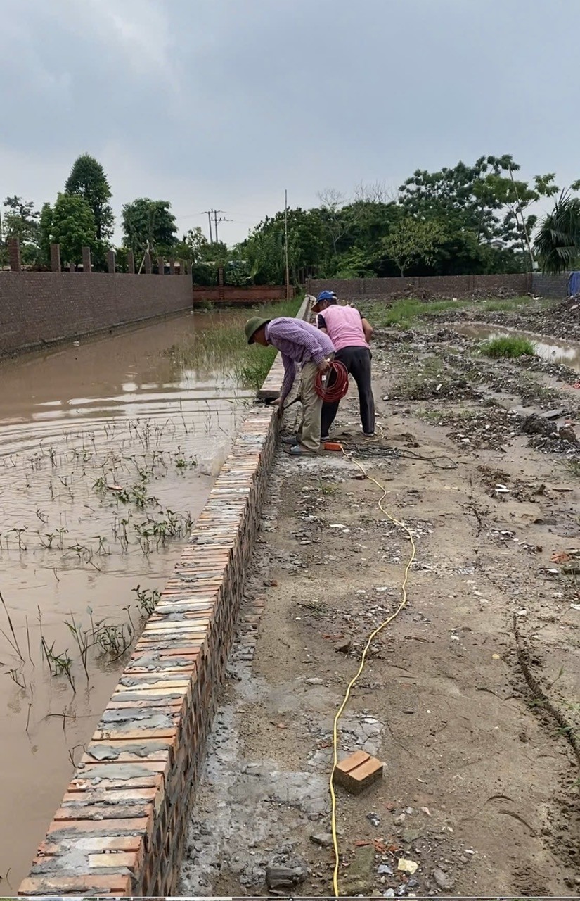 Vận động người dân tự nguyện tháo dỡ hạng mục xây dựng vi phạm