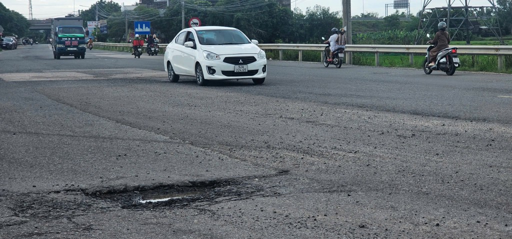 Cần đảm bảo an toàn giao thông trên Tỉnh lộ 609