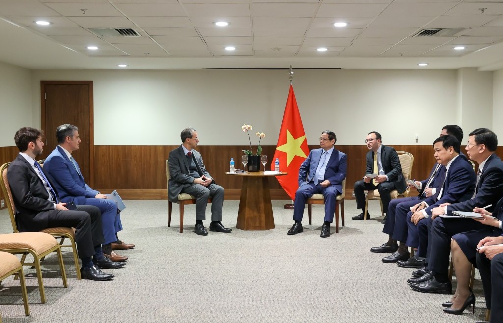 Thủ tướng tiếp lãnh đạo tập đoàn hàng không-vũ trụ của Brazil
