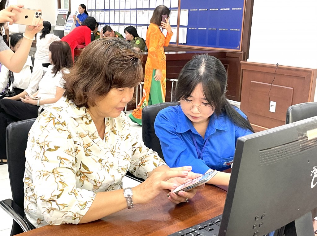 Thanh niên ra sức chung tay vận hành chính quyền 2 cấp