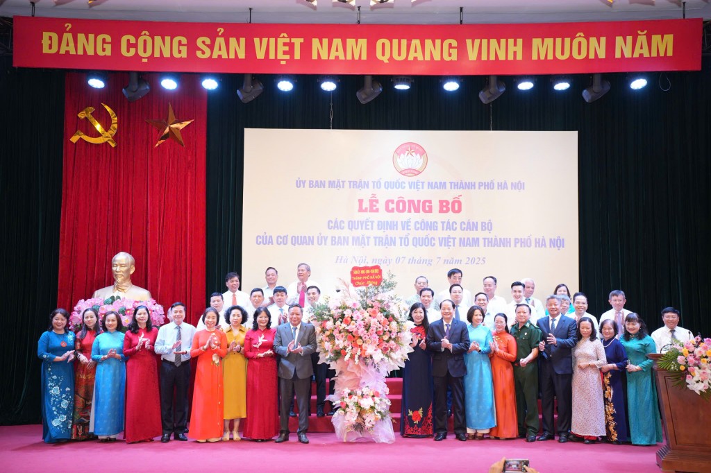 Cơ quan MTTQ TP Hà Nội gồm 10 ban, 16 đơn vị trực thuộc