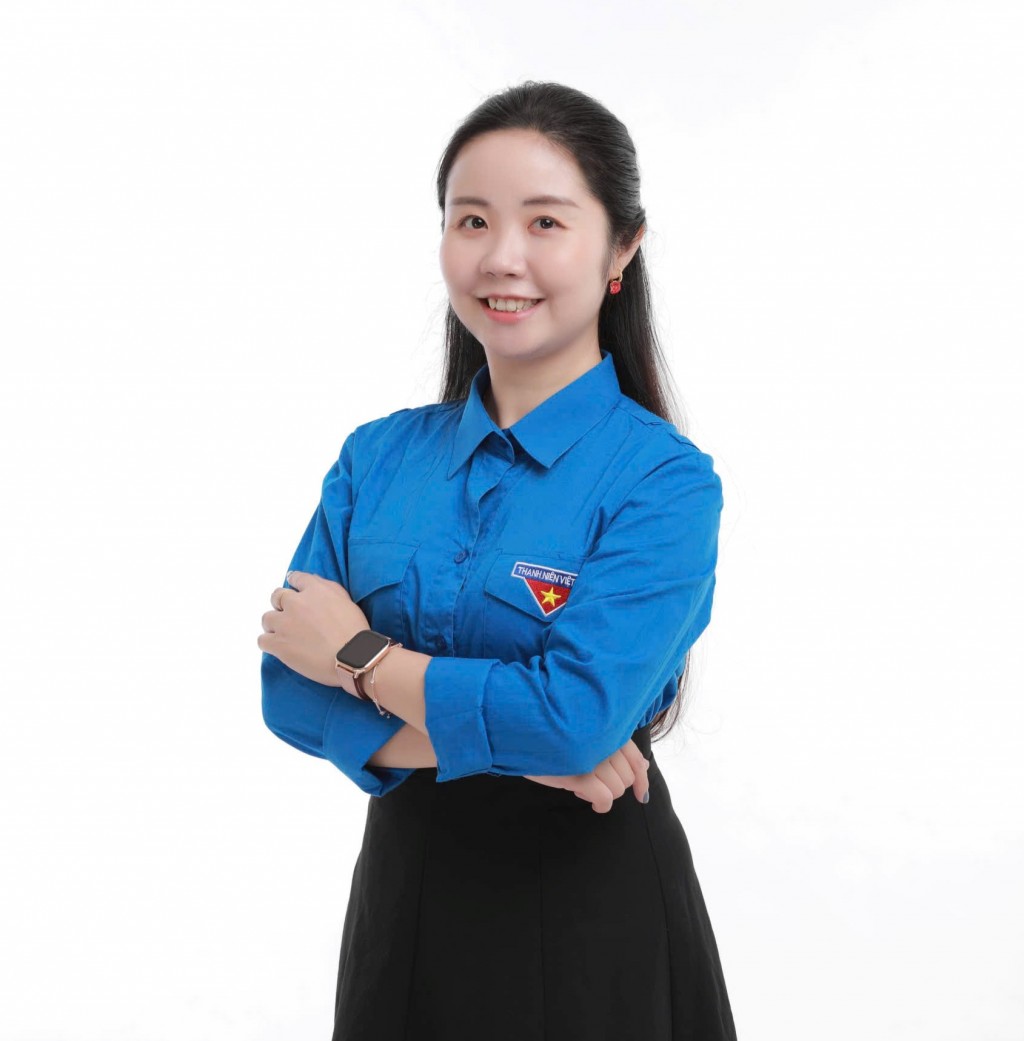 chị Hoàng Minh Hằng, Đảng ủy viên, Phó Chủ tịch Thường trực Ủy ban Mặt trận Tổ quốc xã, Bí thư Đoàn xã Thanh Trì