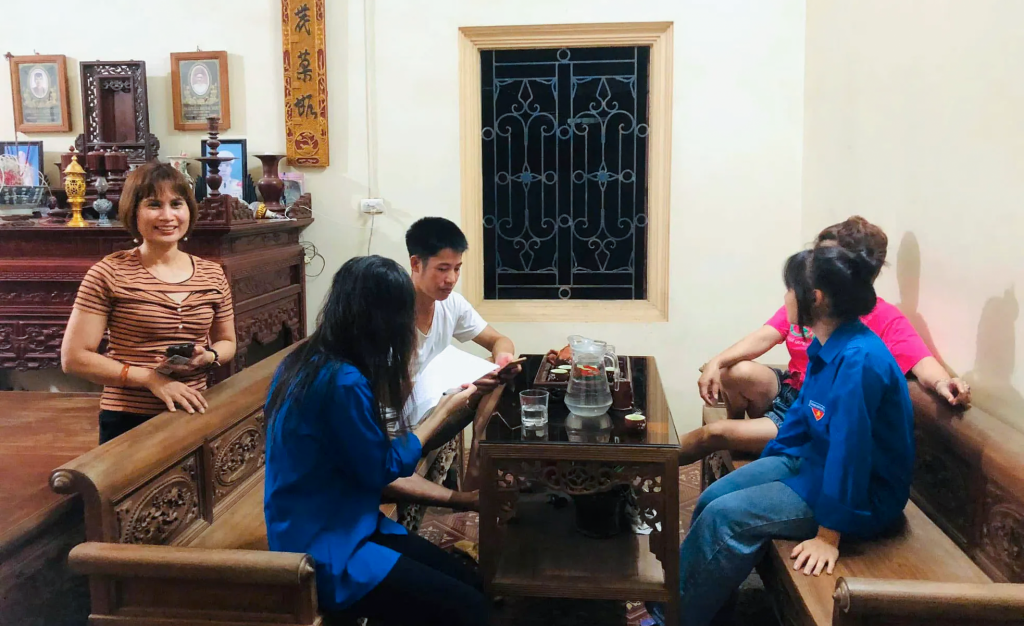 Thanh niên xã đảo Minh Châu tiếp sức chính quyền hai cấp vận hành hiệu quả
