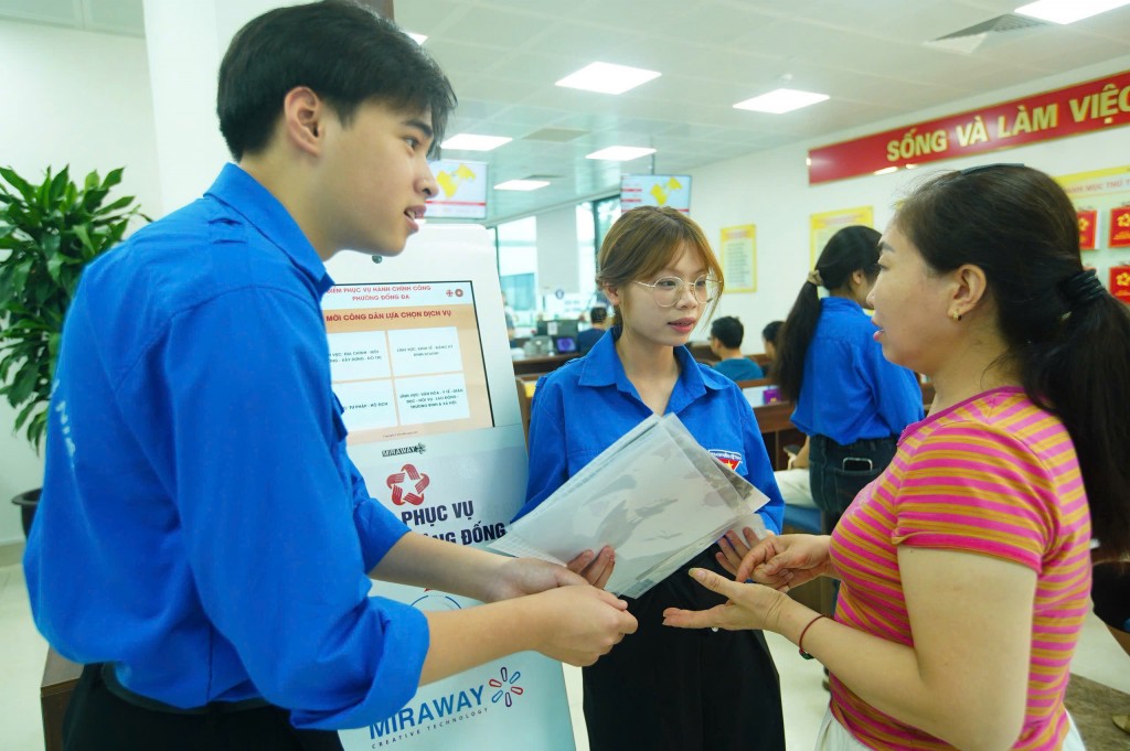 Hà Nội: Cán bộ và người dân – hai trụ cột trong hành trình chuyển đổi số