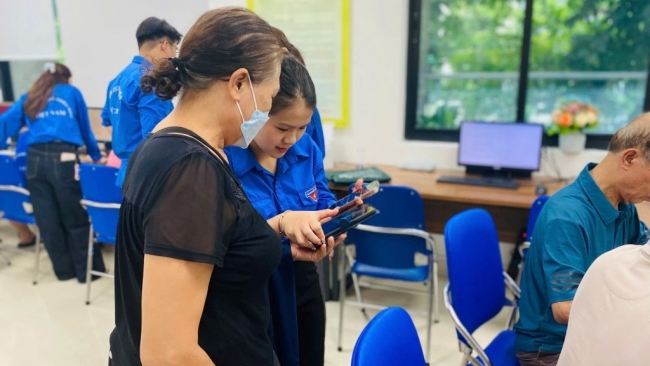 Người Hà Nội học công nghệ: Tôi không muốn bị đứng lại phía sau