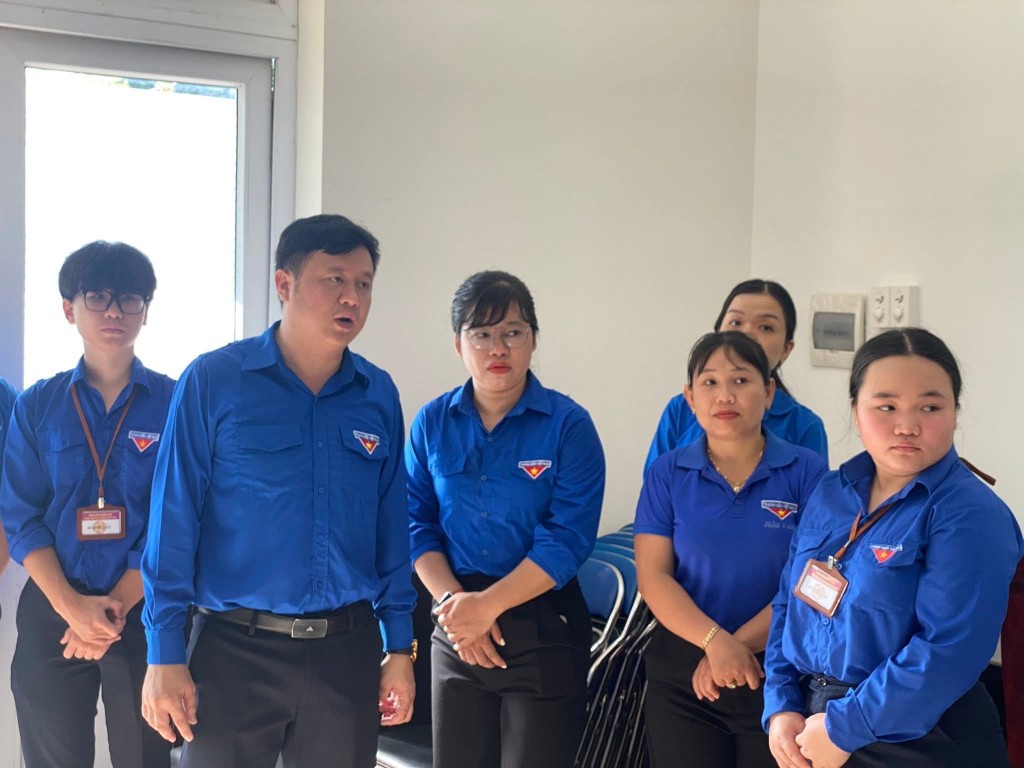 Anh Lê Công Hùng, Phó Chủ tịch Ủy ban MTTQ Việt Nam thành phố kiêm Bí thư Thành đoàn Đà Nẵng động 