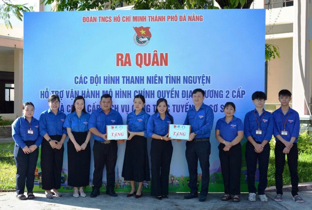 Thành đoàn Đà Nẵng tổ chức ra quân 94 đội hình thanh niên tình nguyện hỗ trợ vận hành chính quyền 2 cấp