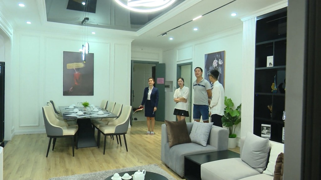 Người trẻ đua nhau mua nhà: Giấc mơ an cư hay gánh nợ khủng?