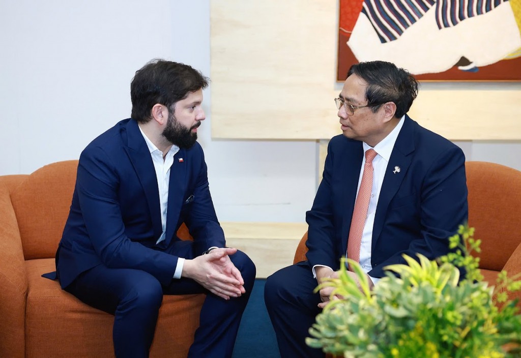 Thủ tướng Chính phủ Phạm Minh Chính gặp Tổng thống Chile Gabriel Boric Font - Ảnh: VGP/Nhật Bắc