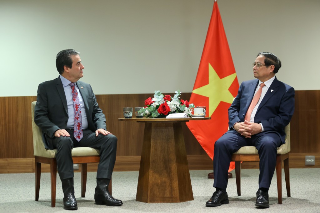 Thủ tướng Phạm Minh Chính mong muốn, Alterosa MK sẽ là cầu nối kết nối hợp tác, làm sâu sắc hơn nữa quan hệ song phương giữa hai nước trong những lĩnh vực công nghệ cao - Ảnh: VGP/Nhật Bắc