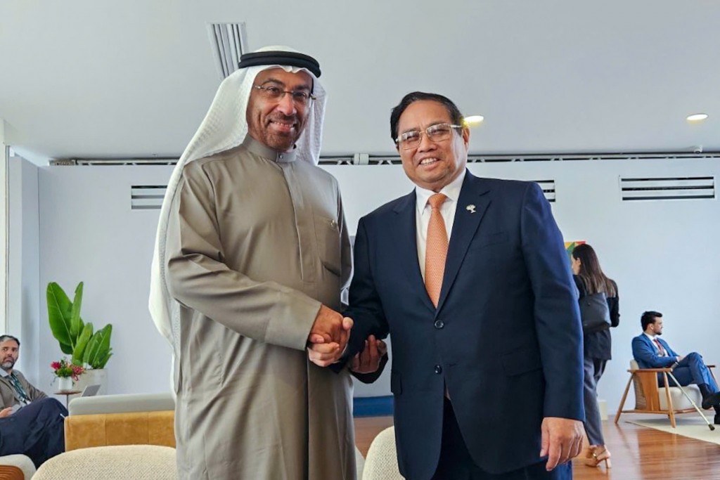 Thủ tướng Phạm Minh Chính tiếp Quốc Vụ khanh UAE Ahmed Ali Bin Al Sayegh - Ảnh: VGP/Nhật Bắc