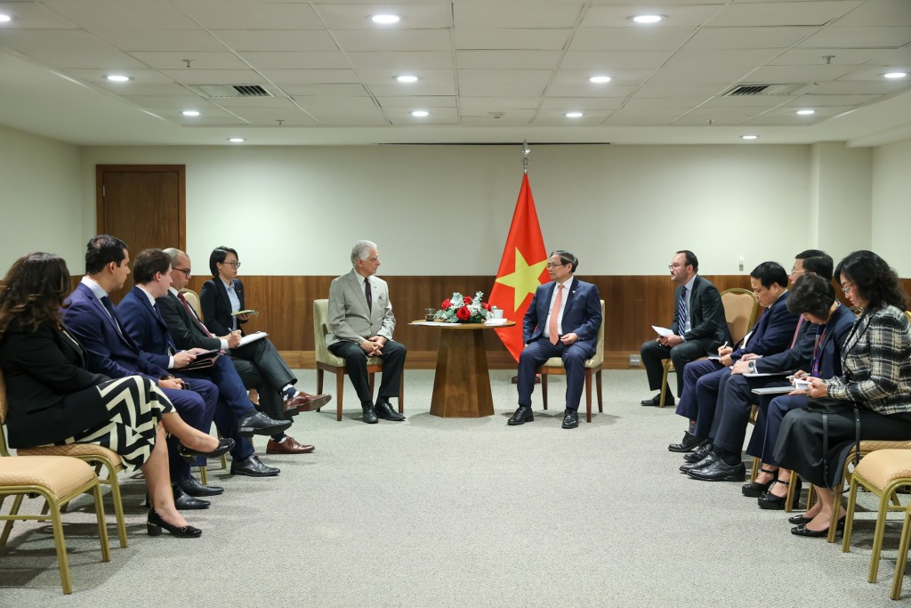 Thủ tướng Phạm Minh Chính thông tin về quan hệ hai nước, đặc biệt là trong lĩnh vực kinh tế - Ảnh: VGP/Nhật Bắc