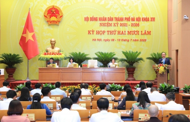 Chất vấn các vấn đề cấp thiết trong quá trình phát triển Thủ đô