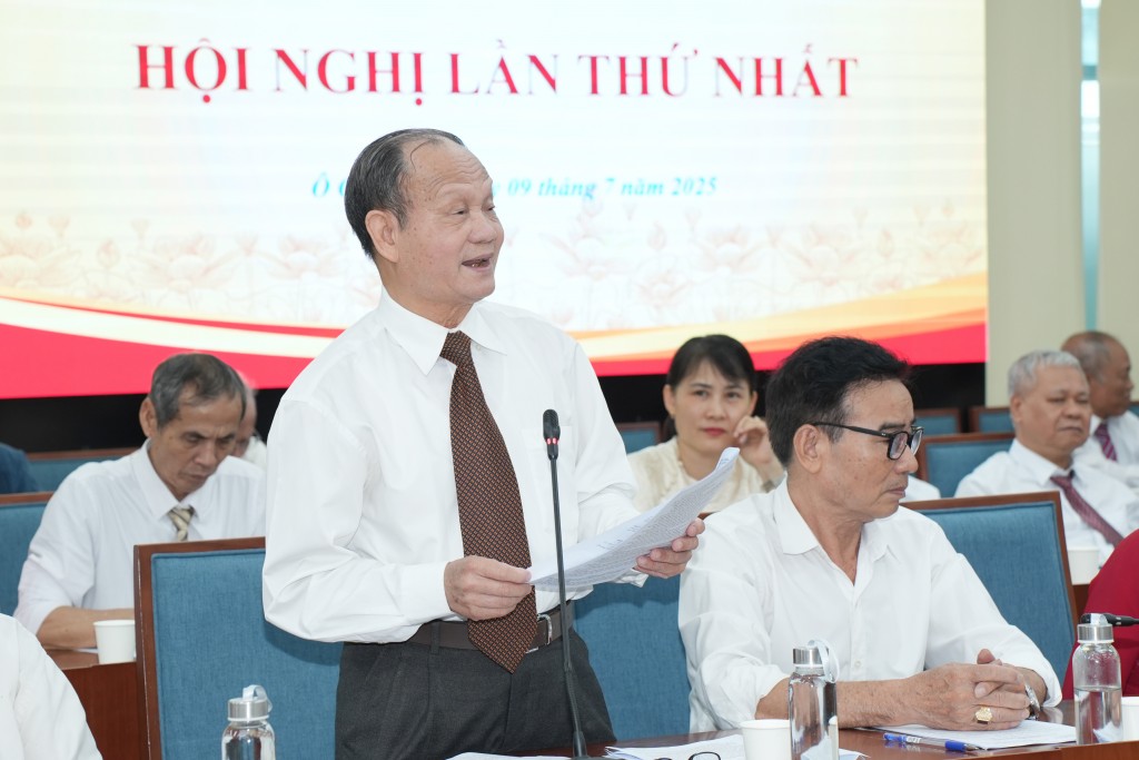 Nhiều ý kiến đóng góp vào Dự thảo Quy chế tạm thời hoạt động của Ủy ban MTTQ Việt Nam phường Ô Chợ Dừa được đưa ra tại hội nghị