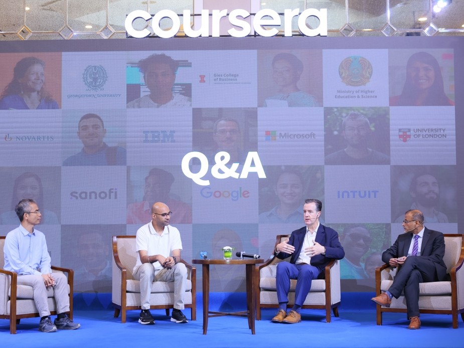 Hơn 3.000 khóa học  trên nền tảng trực tuyến Coursera
