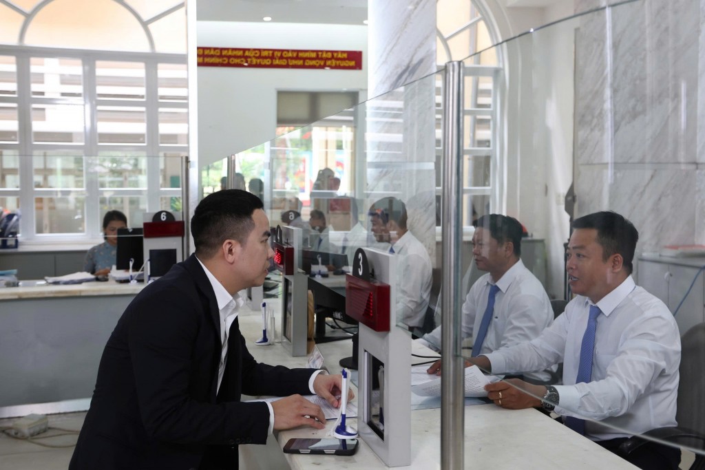tiếp tục triển khai giai đoạn 2 tinh gọn bộ máy