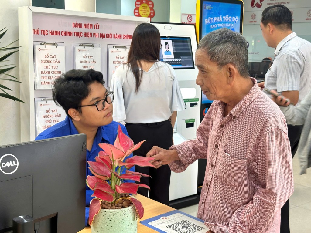 Thanh niên xung kích “chia lửa” cùng chính quyền 2 cấp