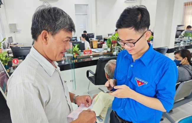 Thanh niên xung kích “chia lửa” cùng chính quyền 2 cấp
