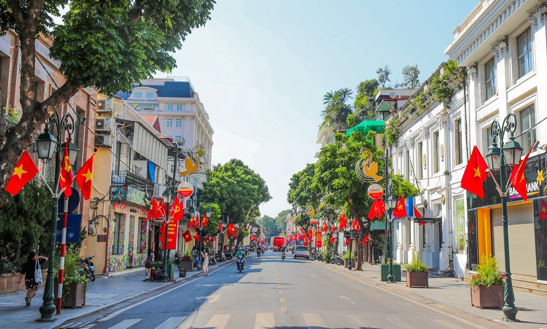 Đẩy mạnh 3 đợt tuyên truyền về Đại hội Đảng bộ các cấp