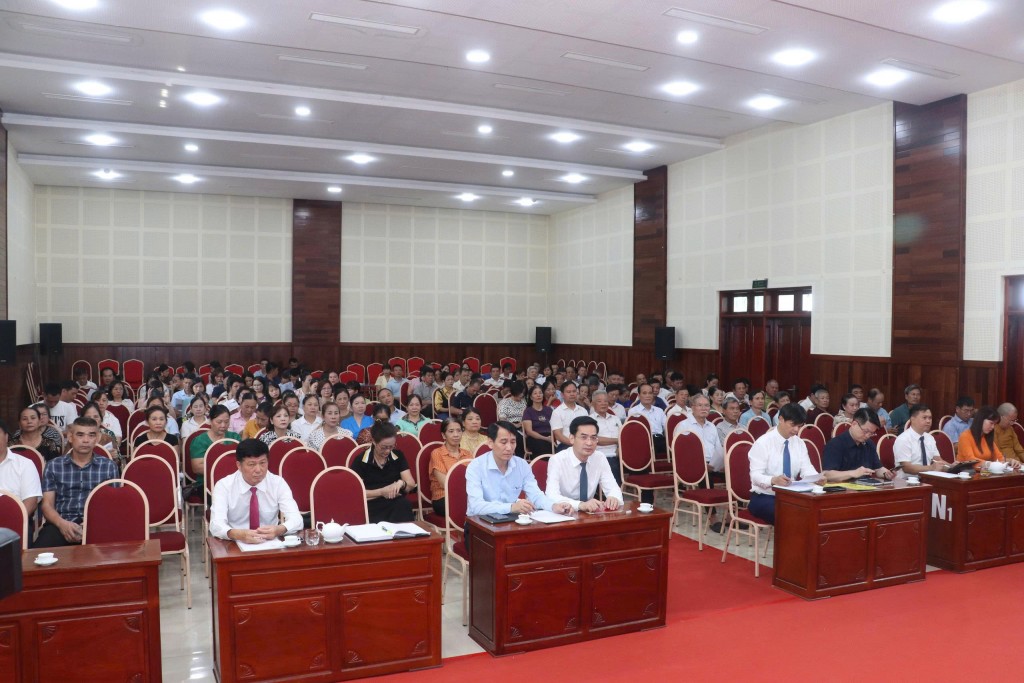 Phát động thi đua cao điểm chào mừng Đại hội đại biểu Đảng bộ xã