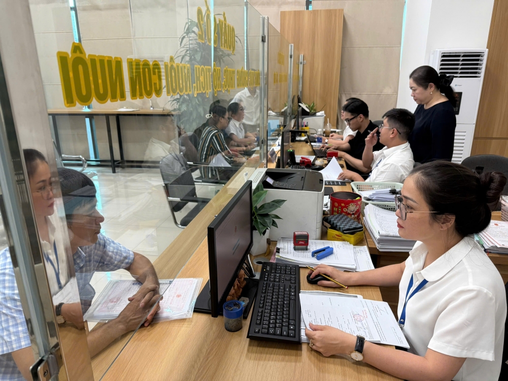 Phường Hoàng Liệt: Người dân hài lòng sau 1 tuần vận hành chính quyền mới
