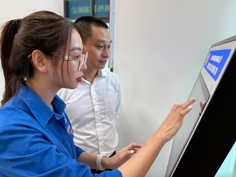 Phường Hoàng Liệt: Người dân hài lòng sau 1 tuần vận hành chính quyền mới