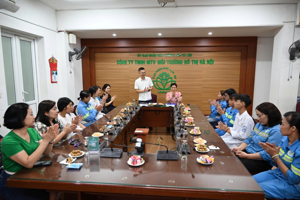 Urenco tuyên dương, khen thưởng hàng trăm học sinh vượt khó