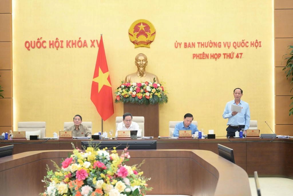 Phó Chủ tịch Quốc hội Trần Quang Phương phát biểu thảo luận. Ảnh: media.quochoi.vn