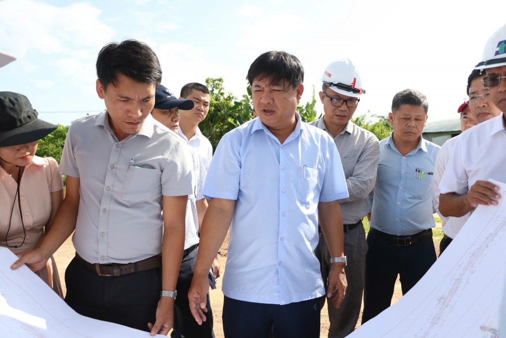 Chủ tịch UBND TP Đà Nẵng kiểm tra, chỉ đạo nóng tại dự án đường vành đai