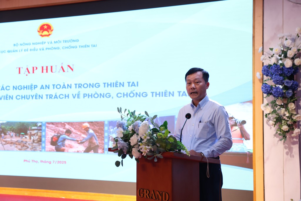 Trang bị kỹ năng tác nghiệp an toàn trong thiên tai cho đội ngũ phóng viên