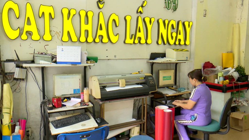 Người dân Hà thành thích nghi với chuyển đổi hành chính