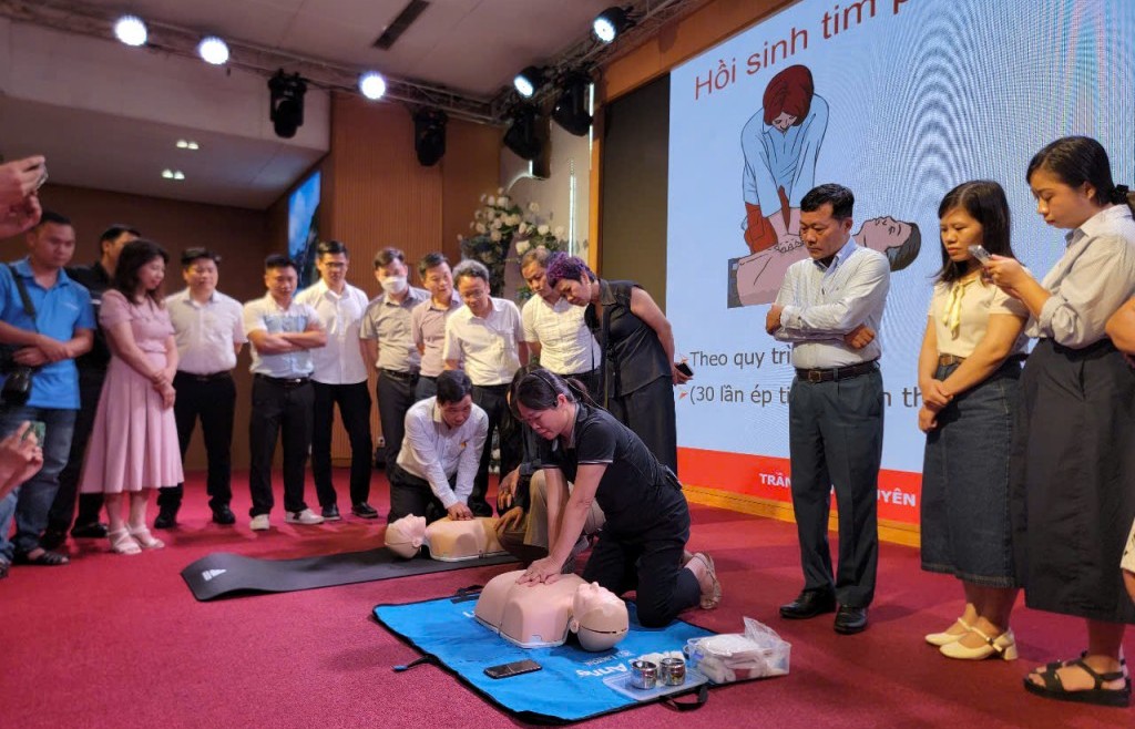 Trang bị kỹ năng tác nghiệp an toàn trong thiên tai cho đội ngũ phóng viên