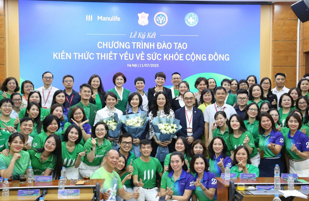 Các tư vấn viên tham gia chương trình
