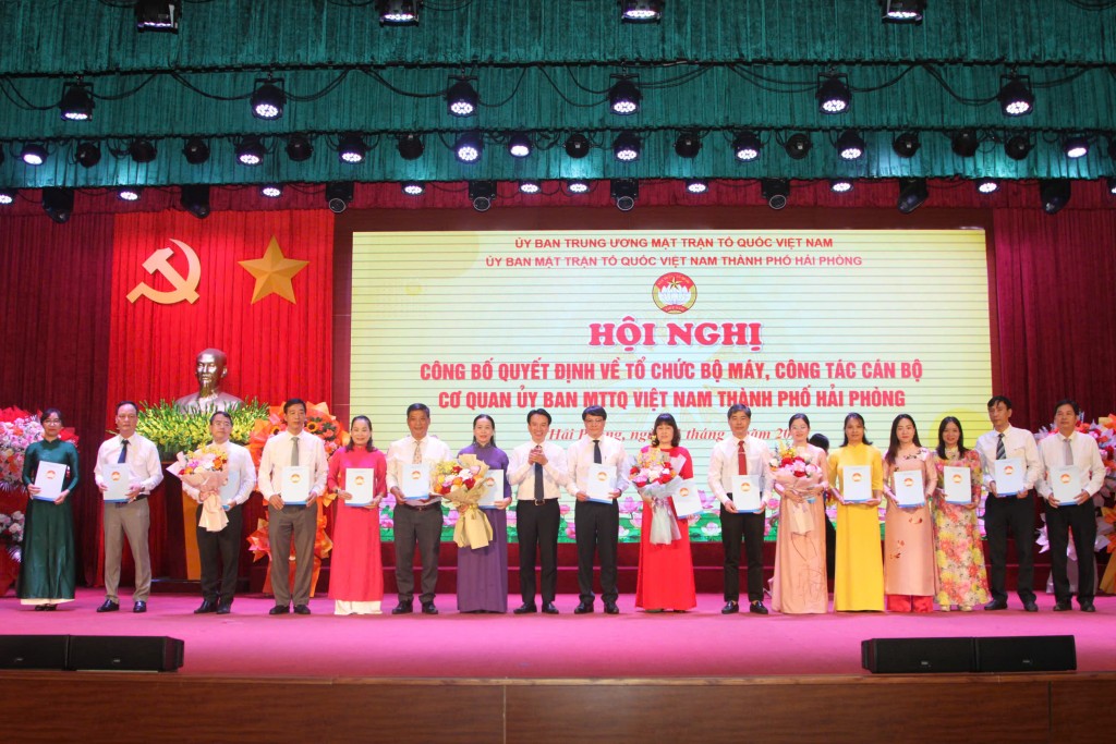 Kiện toàn nhân sự Ủy ban MTTQ Việt Nam thành phố Hải Phòng
