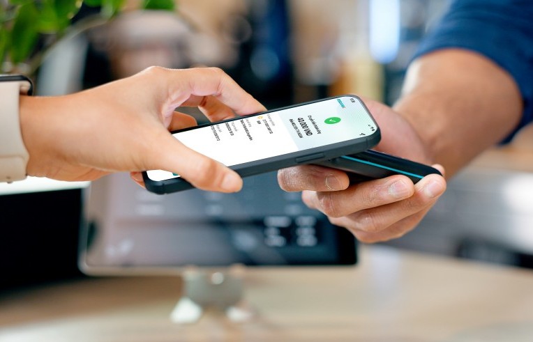 ABBANK và VNPAY hợp tác triển khai gói giải pháp thanh toán số tiện ích tại các điểm thanh toán