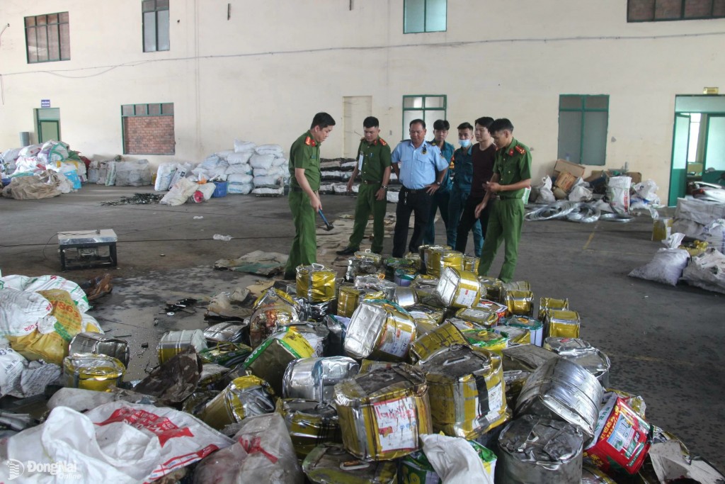 Thủ tướng chỉ đạo quyết liệt ngăn chặn, giải quyết tình trạng ô nhiễm môi trường
