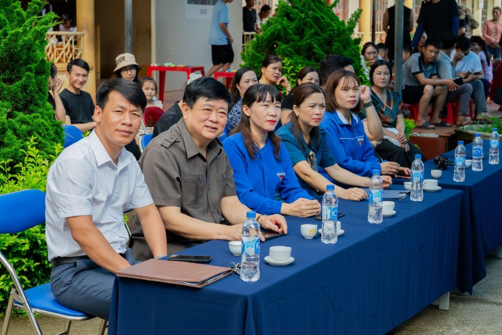 PGS.TS, Nhà văn Nguyễn Thế Kỷ tham gia sự kiện