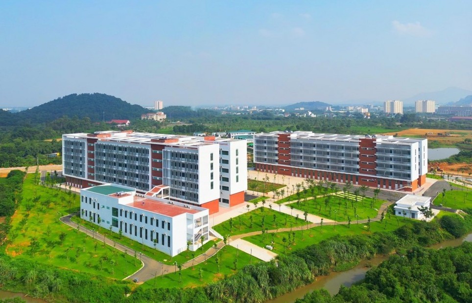 Tăng quyền tự chủ cho đại học quốc gia