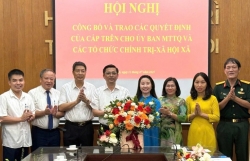 Kiện toàn tổ chức, đoàn kết, vững bước vào guồng đổi mới