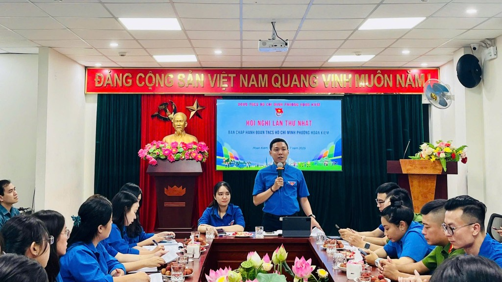 Đoàn Thanh niên thi đua cao điểm chào mừng Đại hội Đảng bộ phường