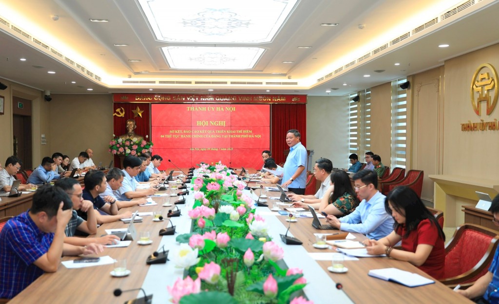 Hội nghị sơ kết kết quả triển khai thí điểm 4 thủ tục hành chính của Đảng tại thành phố