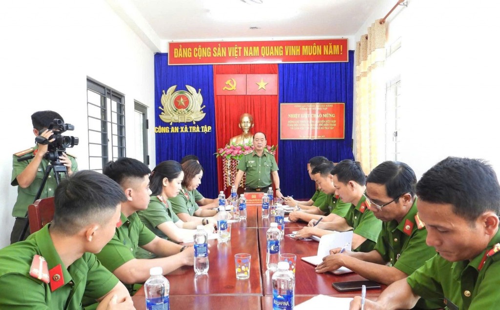 Quang cảnh tại buổi làm việc