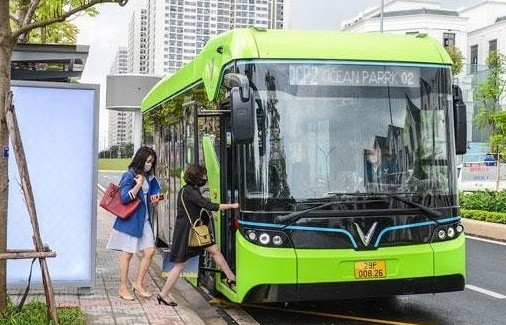 “Xanh hóa” nền kinh tế: Đòn bẩy từ công trình và giao thông xanh