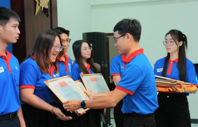 TP Hồ Chí Minh tổng kết chương trình Tiếp sức mùa thi năm 2025