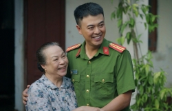 Tuấn Tú lan tỏa hình ảnh người Công an xã trách nhiệm, gần dân