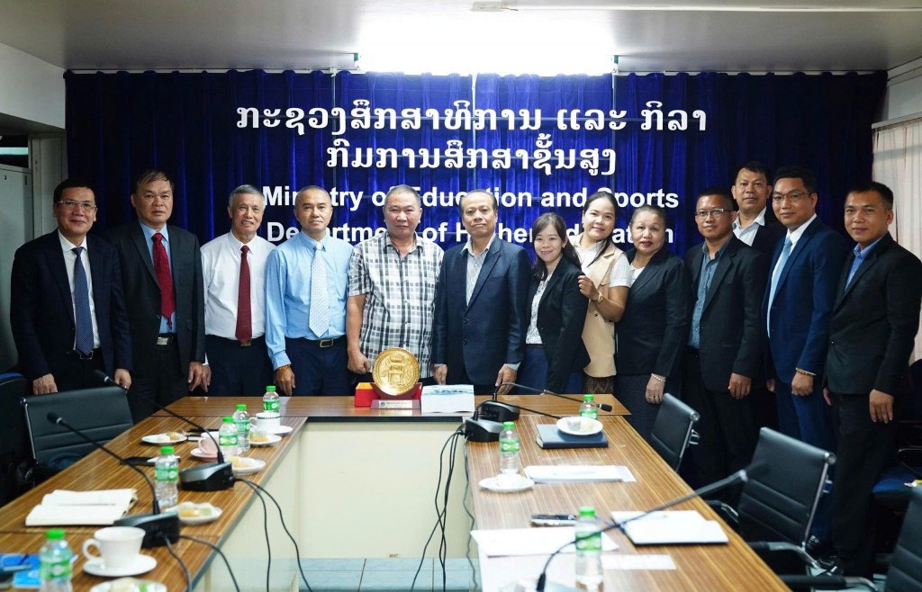 Lan tỏa giá trị tri thức và vun đắp mối quan hệ truyền thống
