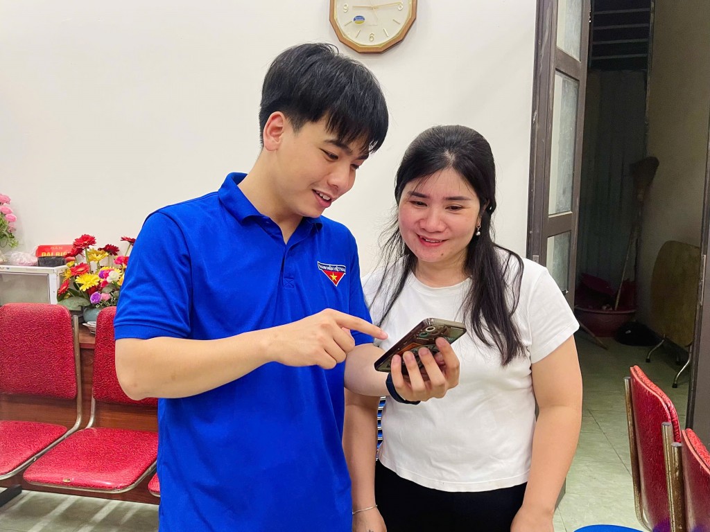 Hướng dẫn đảng viên cài đặt ứng dụng giải quyết thủ tục hành chính của Đảng