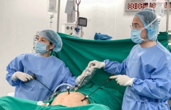 Vinmec Cần Thơ phẫu thuật nội soi thành công khối u tử cung lớn phức tạp