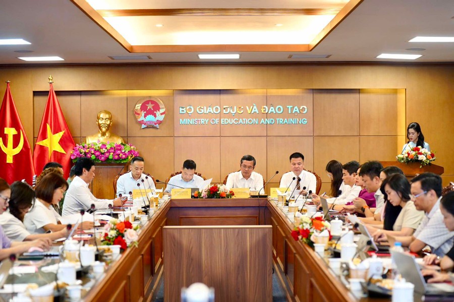 Quang cảnh buổi họp báo